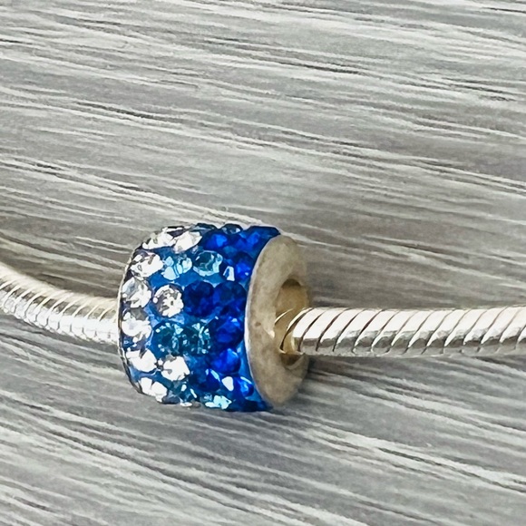 Silver plated blue & clear crystal Bracelet charm - Picture 5 of 6